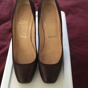 Classic Christian Louboutin. Authentic size 9 US